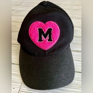 JUSTICE Letter M Initial Girls Heart‎ Black Hot Pink Glitter Fuzzy Baseball Cap